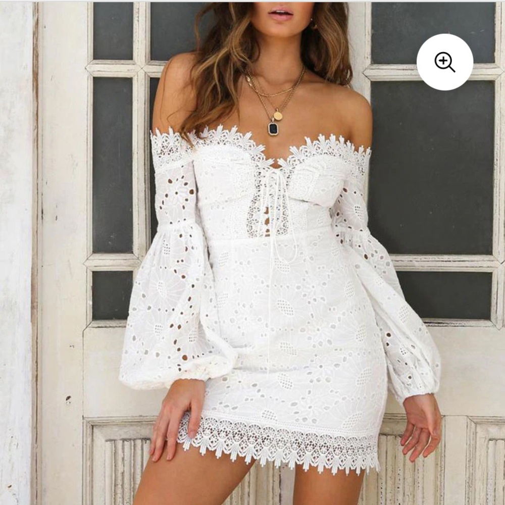 BLACK Thick lace boho off the shoulder, big sleeves mini dress - Picture 2 of 8